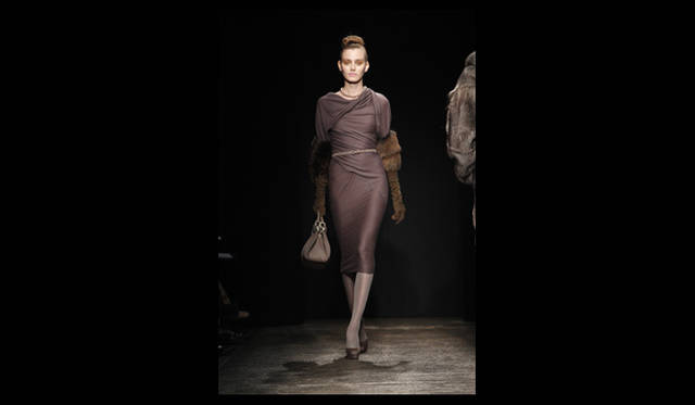 <strong>DONNA KARAN NEW YORK｜ダナ キャラン ニューヨーク</strong> 2011年秋冬コレクション速報