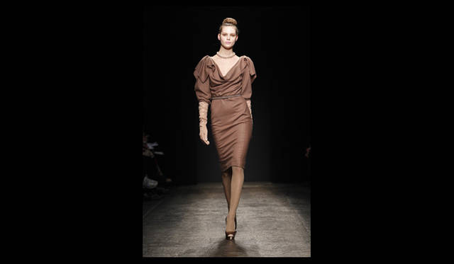 <strong>DONNA KARAN NEW YORK｜ダナ キャラン ニューヨーク</strong> 2011年秋冬コレクション速報