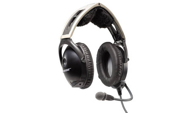 <strong>BOSE｜ボーズ｜ノイズキャンセリング・ヘッドホンの歴史</strong>　1998年～｜アコースティック・ノイズキャンセリング・ヘッドセット「Aviation Headset X」を発売。価格｜12万6000円