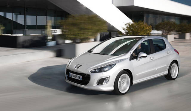 <strong>PEUGEOT 308｜プジョー 308</strong>