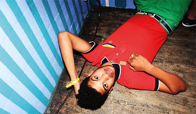 <strong>LACOSTE L!VE｜ラコステ ライブ</strong> 2011SPRING&SUMMER DEBUT COLLECTION