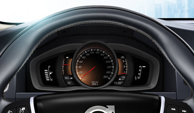 <strong>VOLVO V60 Plug-in Hybrid｜ボルボ V60 プラグイン ハイブリッド</strong>