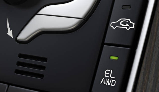 <strong>VOLVO V60 Plug-in Hybrid｜ボルボ V60 プラグイン ハイブリッド</strong>