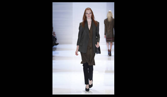 <strong>DEREK LAM｜デレク ラム</strong> 2011年秋冬コレクション速報