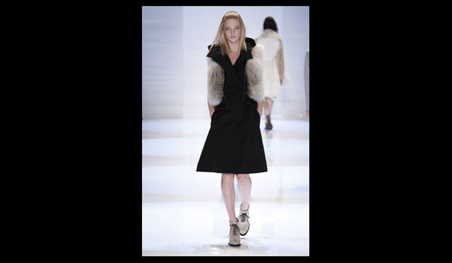 <strong>DEREK LAM｜デレク ラム</strong> 2011年秋冬コレクション速報
