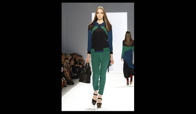 <strong>JILLSTUART｜ジル スチュアート</strong> 2011年秋冬コレクション速報