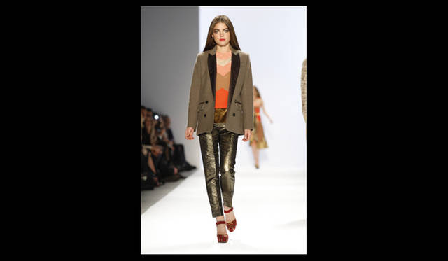 <strong>JILLSTUART｜ジル スチュアート</strong> 2011年秋冬コレクション速報