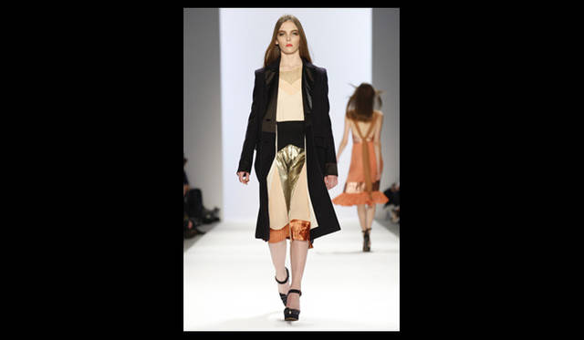 <strong>JILLSTUART｜ジル スチュアート</strong> 2011年秋冬コレクション速報