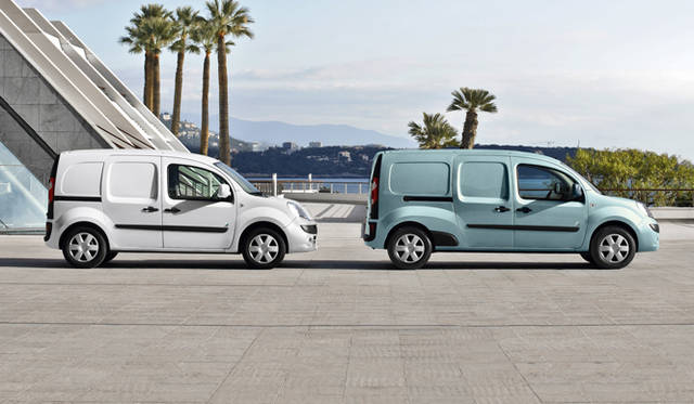 <strong>RENAULT Kangoo Maxi Z.E.｜ルノー カングー マキシ Z.E.</strong>