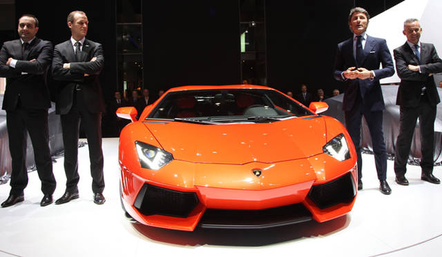 <strong>Lamborghini Aventador｜ランボルギーニ アヴェンタドール</strong>