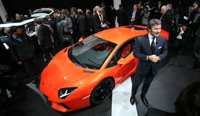 <strong>Lamborghini Aventador｜ランボルギーニ アヴェンタドール</strong>