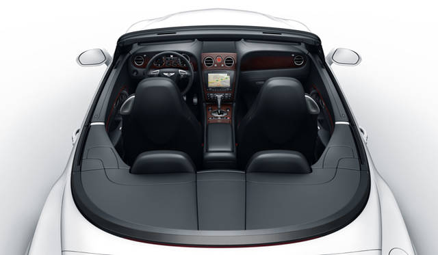 <strong>BENTLEY SUPERSPORTS “ICE SPEED RECORD” CONVERTIBLE｜ベントレー スーパースポーツ “アイス レコード” コンバーチブル</strong>