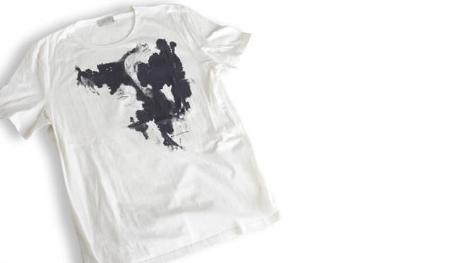 <strong>BARNEYS NEW YORK｜バーニーズ　ニューヨーク</strong>　「クチュールT（バレンシアガ）」2万2050円（バーニーズ　ニューヨーク）　