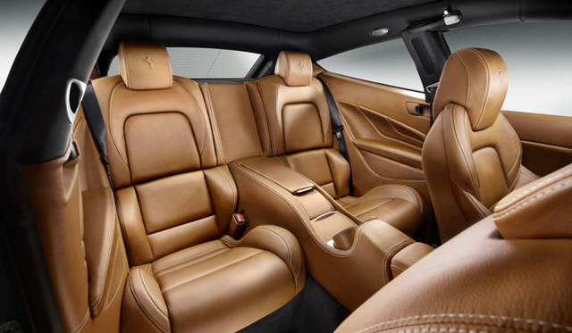 <strong>Ferrari Four（FF）｜フェラーリ フォー（FF）</strong>