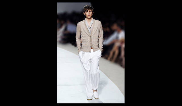 02_hermes <strong>HERMÈS|エルメス</strong> PHOTO:JEAN-FRANCOIS JOSE