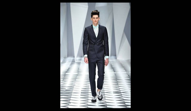 01_versace <strong>VERSACE|ヴェルサーチ</strong>