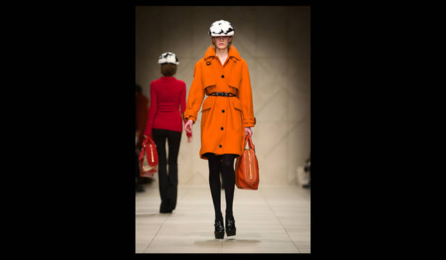 <strong>BURBERRY PRORSUM｜バーバリー プローサム</strong> 2011年秋冬コレクション速報 ©BURBERRY