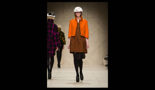 <strong>BURBERRY PRORSUM｜バーバリー プローサム</strong> 2011年秋冬コレクション速報 ©BURBERRY