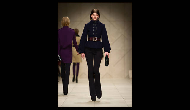 <strong>BURBERRY PRORSUM｜バーバリー プローサム</strong> 2011年秋冬コレクション速報 ©BURBERRY