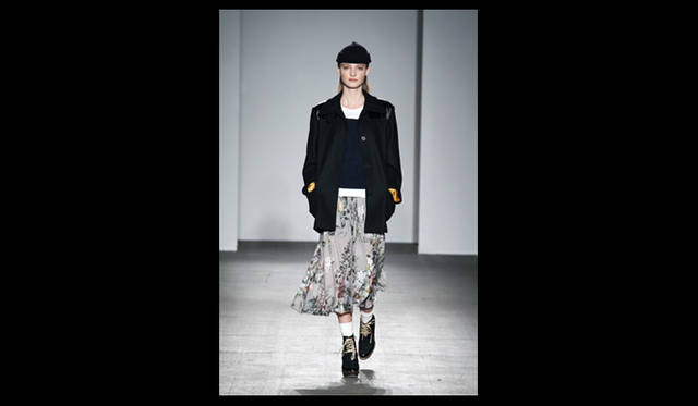 <strong>KAREN WALKER｜カレン ウォーカー</strong> 2011年秋冬コレクション速報　