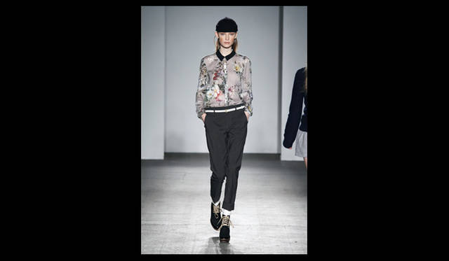 <strong>KAREN WALKER｜カレン ウォーカー</strong> 2011年秋冬コレクション速報　