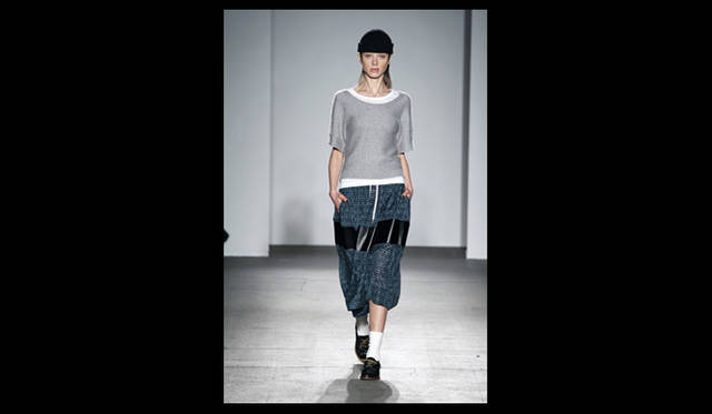 <strong>KAREN WALKER｜カレン ウォーカー</strong> 2011年秋冬コレクション速報　