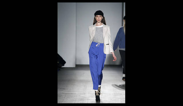 <strong>KAREN WALKER｜カレン ウォーカー</strong> 2011年秋冬コレクション速報　