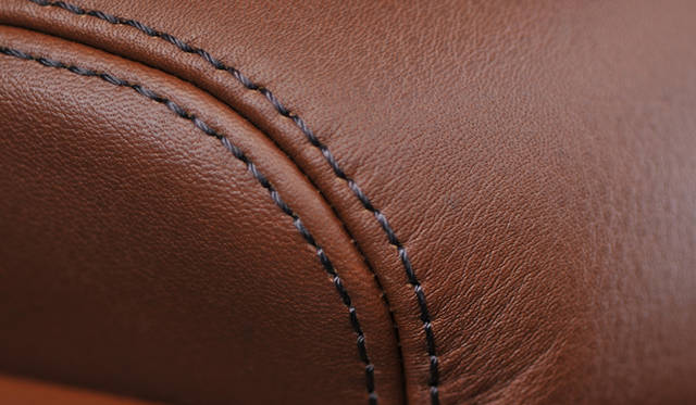 <strong>ROLLS-ROYCE 102EX｜ロールス・ロイス 102EX</strong>