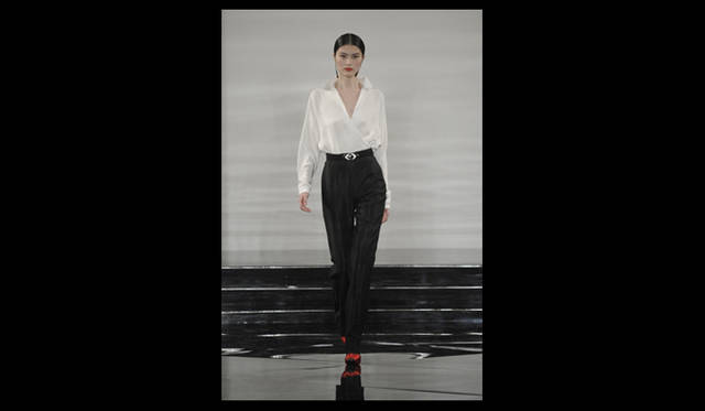 <strong>RALPH LAUREN COLLECTION｜ラルフ ローレン コレクション</strong> 2011年秋冬コレクション速報　