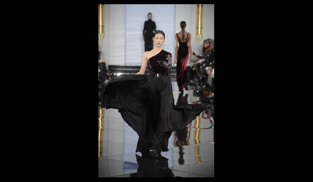 <strong>RALPH LAUREN COLLECTION｜ラルフ ローレン コレクション</strong> 2011年秋冬コレクション速報　