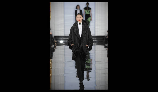 <strong>RALPH LAUREN COLLECTION｜ラルフ ローレン コレクション</strong> 2011年秋冬コレクション速報　