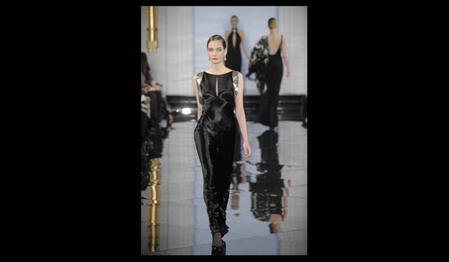 <strong>RALPH LAUREN COLLECTION｜ラルフ ローレン コレクション</strong> 2011年秋冬コレクション速報　