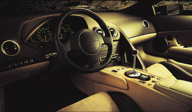 <strong>Lamborghini Murciélago｜ランボルギーニ ムルシエラゴ</strong>