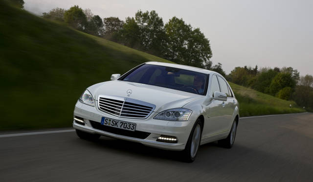 <strong>Mercedes-Benz S400 HYBRID｜メルセデス・ベンツ S400 ハイブリッド</strong>