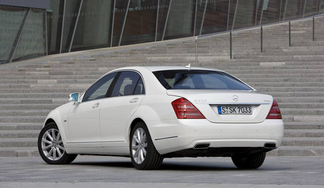 <strong>Mercedes-Benz S400 HYBRID｜メルセデス・ベンツ S400 ハイブリッド</strong>