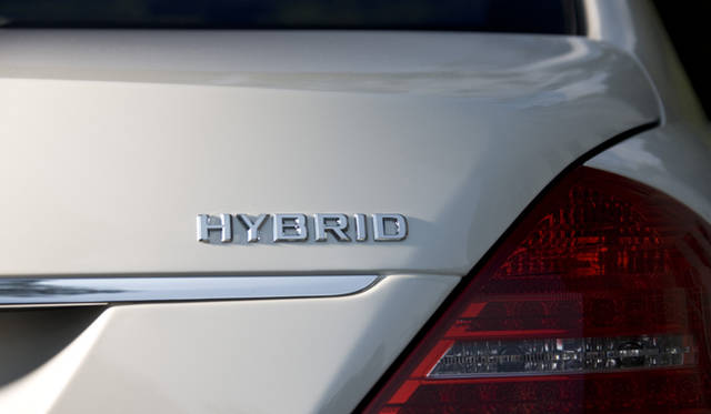 <strong>Mercedes-Benz S400 HYBRID｜メルセデス・ベンツ S400 ハイブリッド</strong>