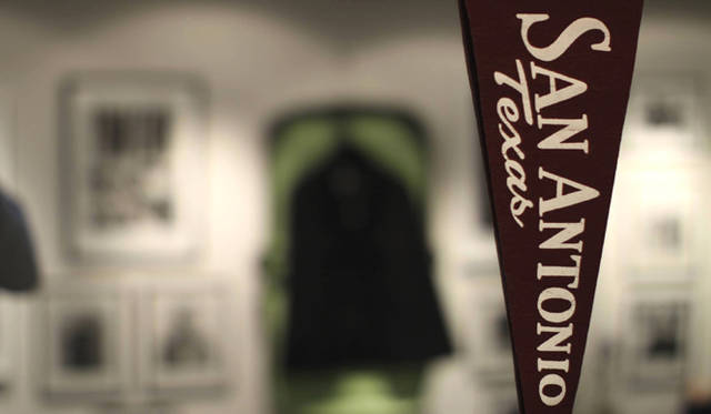 <strong>GARBSTORE｜ガーブストア</strong>　別注G-SHOCK、rumorsエクスクルーシヴ発売！<br />ロンドン・ポートベロー地区にある「GARBSTORE」旗艦店