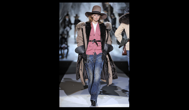 <strong>DSQUARED²｜ディースクエアード</strong> 　2011年秋冬コレクション速報　