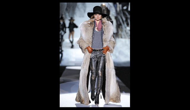 <strong>DSQUARED²｜ディースクエアード</strong>　 2011年秋冬コレクション速報　