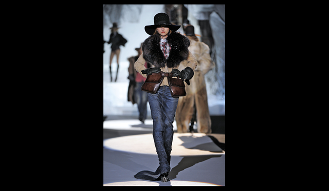 <strong>DSQUARED²｜ディースクエアード</strong>　 2011年秋冬コレクション速報　