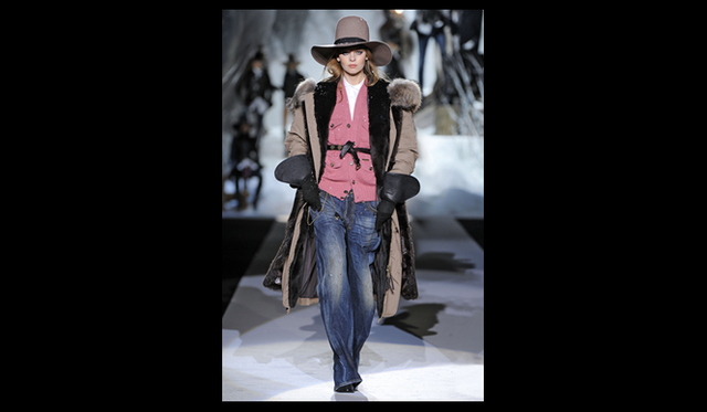 <strong>DSQUARED²｜ディースクエアード</strong>　 2011年秋冬コレクション速報　