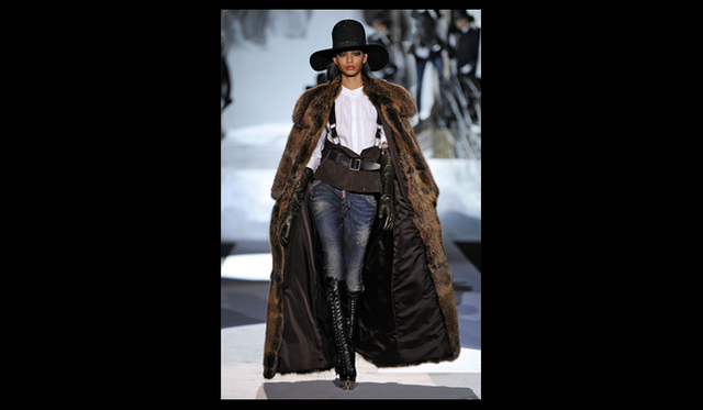 <strong>DSQUARED²｜ディースクエアード</strong>　 2011年秋冬コレクション速報　