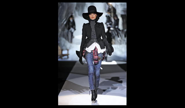 <strong>DSQUARED²｜ディースクエアード</strong>　 2011年秋冬コレクション速報　