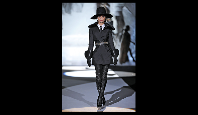 <strong>DSQUARED²｜ディースクエアード</strong>　 2011年秋冬コレクション速報　