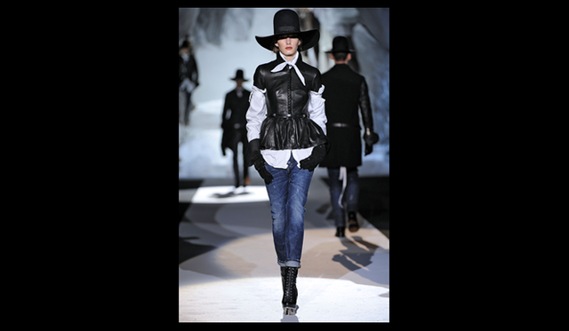 <strong>DSQUARED²｜ディースクエアード</strong>　 2011年秋冬コレクション速報　