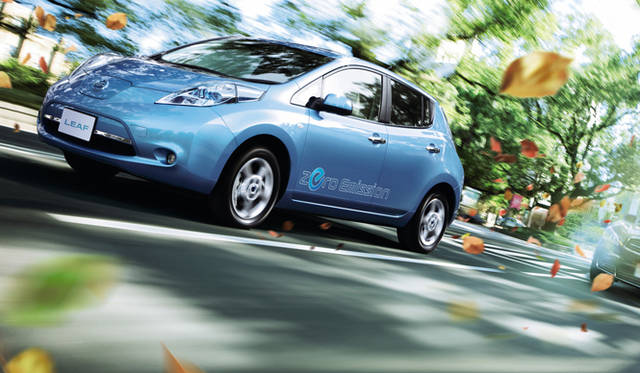 <strong>NISSAN LEAF｜日産 リーフ</strong>