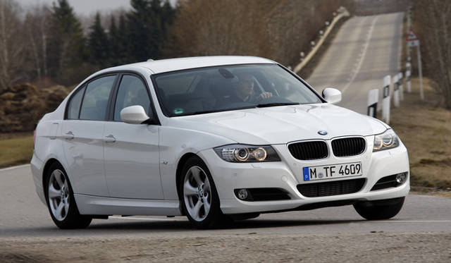 <strong>BMW 320d EfficientDynamics Edition｜ビー・エム・ダブリュー 320d エフィシエントダイナミクス エディション</strong>