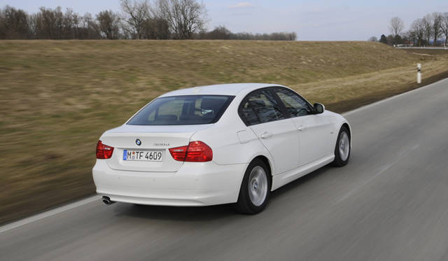 <strong>BMW 320d EfficientDynamics Edition｜ビー・エム・ダブリュー 320d エフィシエントダイナミクス エディション</strong>