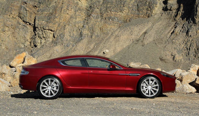 <strong>ASTON MARTIN RAPIDE｜アストンマーティン ラピード</strong>