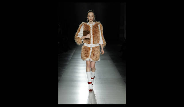 <strong>PRADA｜プラダ</strong> 2011年秋冬コレクション速報　